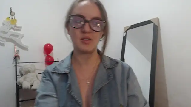 Snapshot of Venus_Santana chatting on 12-01-24, 09:48 Venus Santana online show from 12-01-24, 09:48