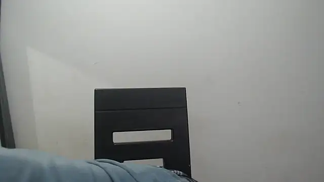 Snapshot of Venus_Santana chatting on 10-15-25, 06:19 Venus Santana online show from 10-15-25, 06:19