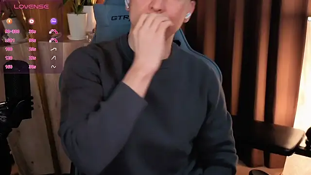 Snapshot of HARU-outdoor-x chatting on 03-03-25, 02:15 HARU-outdoor-x online show from 03-03-25, 02:15