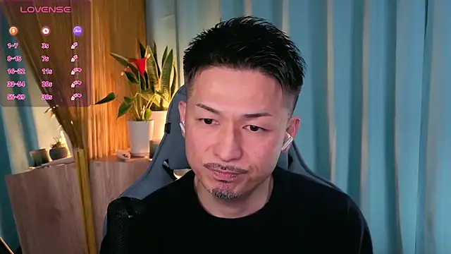 Snapshot of HARU-outdoor-x chatting on 03-11-25, 02:18 HARU-outdoor-x online show from 03-11-25, 02:18