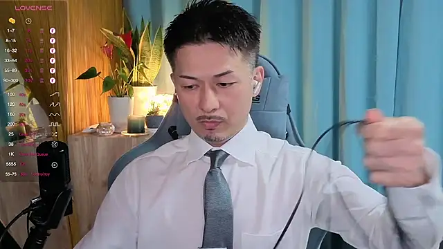 Snapshot of HARU-outdoor-x chatting on 03-22-25, 02:14 HARU-outdoor-x online show from 03-22-25, 02:14