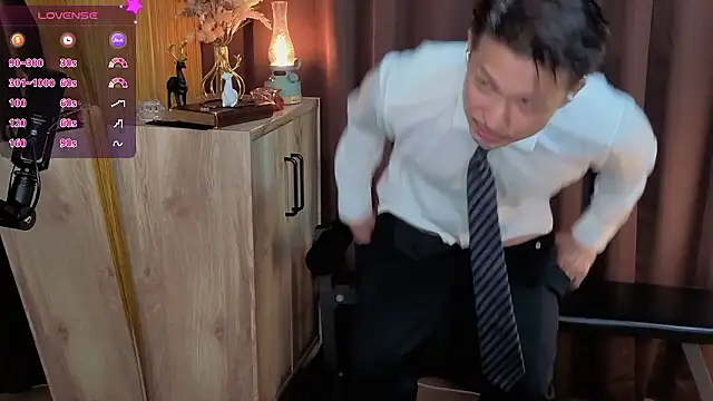 Snapshot of HARU-outdoor-x chatting on 09-20-25, 02:18 HARU-outdoor-x online show from 09-20-25, 02:18