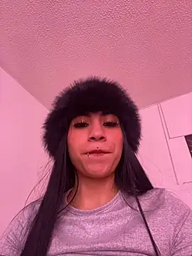 Bunny sexy01 online show from 02-28-25, 06:20