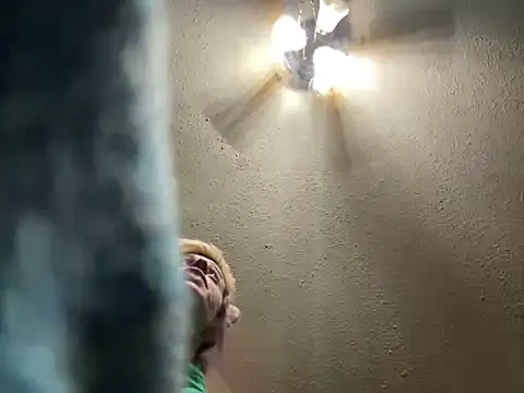 Snapshot of watermellonpussy chatting on 01-21-25, 05:16 watermellonpussy online show from 01-21-25, 05:16