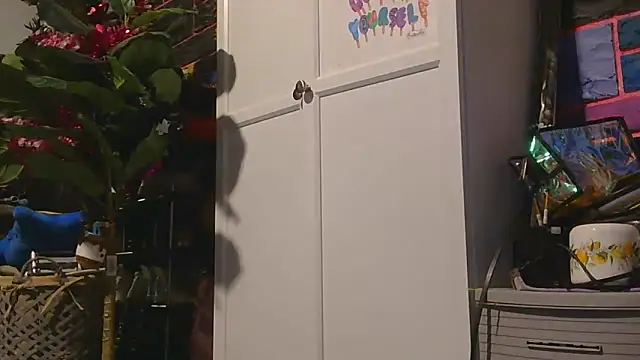 Snapshot of watermellonpussy chatting on 11-16-25, 01:44 watermellonpussy online show from 11-16-25, 01:44