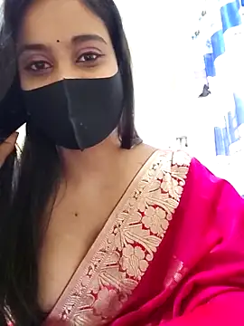 Snapshot of SimaRoy- chatting on 02-18-25, 04:15 SimaRoy- online show from 02-18-25, 04:15