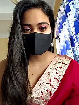 Snapshot of SimaRoy- chatting on 03-19-25, 08:01 SimaRoy- online show from 03-19-25, 08:01