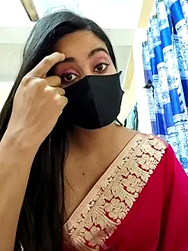 Snapshot of SimaRoy- chatting on 03-20-25, 08:09 SimaRoy- online show from 03-20-25, 08:09