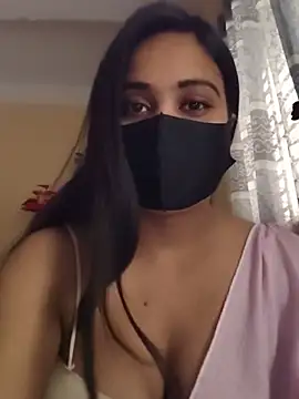 Snapshot of SimaRoy- chatting on 10-06-25, 01:14 SimaRoy- online show from 10-06-25, 01:14