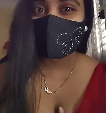 Snapshot of SimaRoy- chatting on 11-08-25, 01:17 SimaRoy- online show from 11-08-25, 01:17