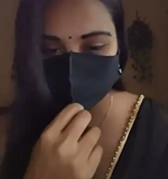 Snapshot of SimaRoy- chatting on 11-26-25, 01:50 SimaRoy- online show from 11-26-25, 01:50