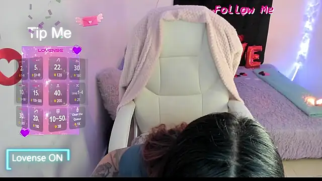 Snapshot of Sofia_thomson1_t chatting on 02-20-25, 10:05 Sofia thomson1 t online show from 02-20-25, 10:05