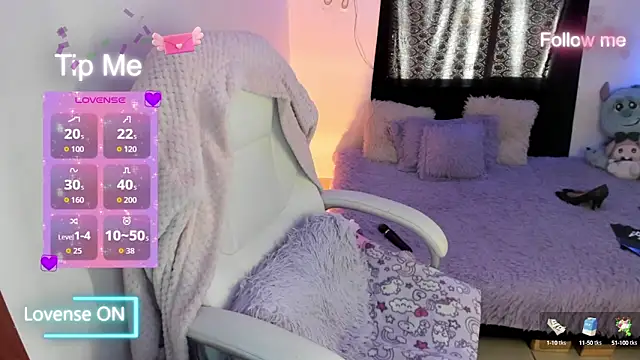 Snapshot of Sofia_thomson1_t chatting on 09-23-25, 12:30 Sofia thomson1 t online show from 09-23-25, 12:30