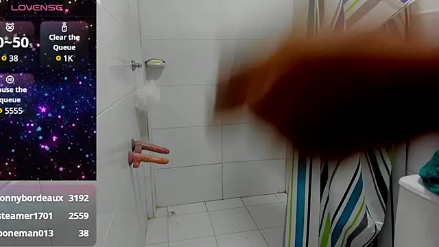 Snapshot of mia_bigtits17 chatting on 02-01-25, 05:28 mia bigtits17 online show from 02-01-25, 05:28