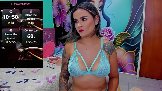 Snapshot of mia_bigtits17 chatting on 03-18-25, 09:53 mia bigtits17 online show from 03-18-25, 09:53