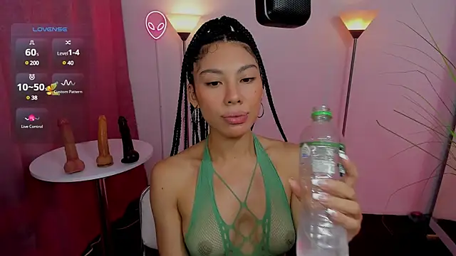 Dayanna tecca online show from 03-12-25, 11:01