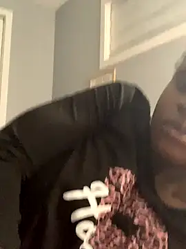 Snapshot of ninaperry777 chatting on 10-26-25, 09:26 ninaperry777 online show from 10-26-25, 09:26