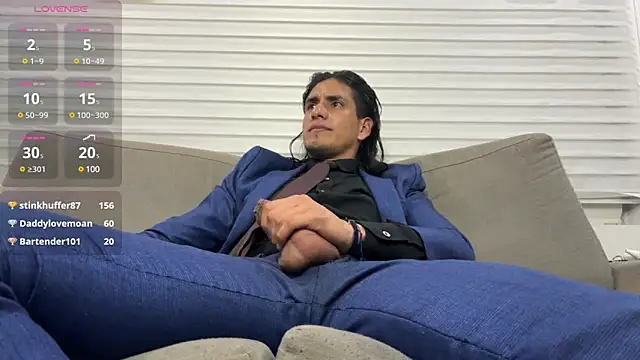 Tom blunt96 online show from 02-11-25, 08:37