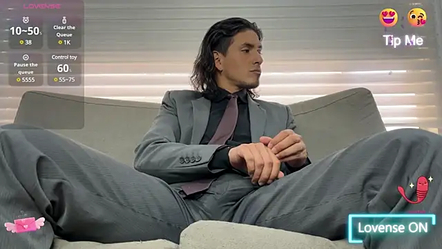 Tom blunt96 online show from 02-16-25, 05:59