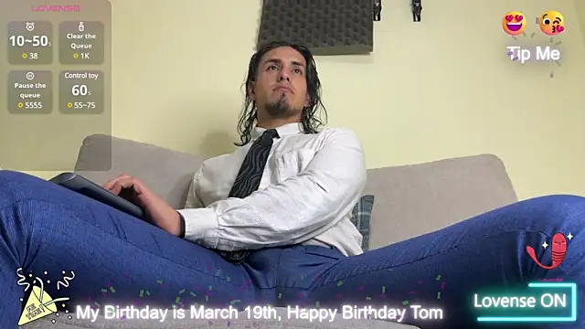 Tom blunt96 online show from 03-18-25, 05:20