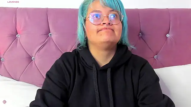 lucky-leah online show from 03-06-25, 03:35