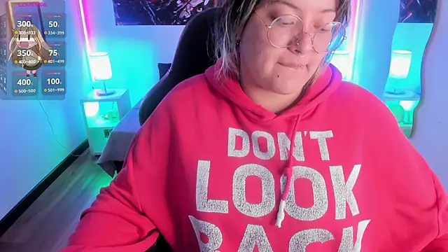 lucky-leah online show from 12-02-25, 03:34