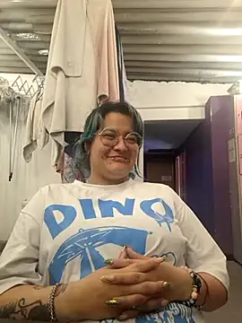 Snapshot of lucky-leah chatting on 07-05-26, 04:19 lucky-leah online show from 07-05-26, 04:19