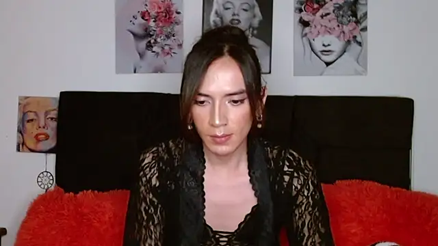 pearllatin online show from 10-03-25, 01:24