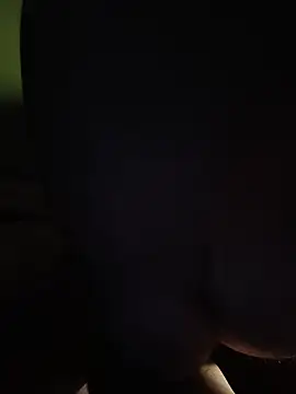 Snapshot of niesmialy39oon chatting on 11-14-25, 05:33 niesmialy39oon online show from 11-14-25, 05:33