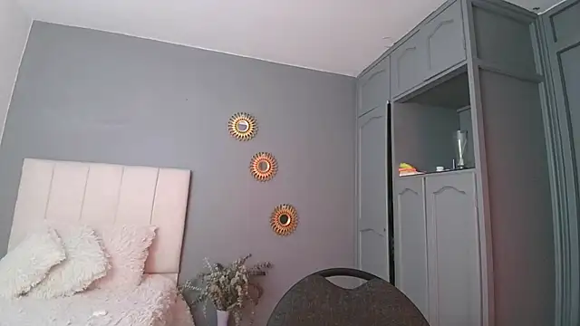 Snapshot of arteverena chatting on 12-07-24, 12:30 arteverena online show from 12-07-24, 12:30