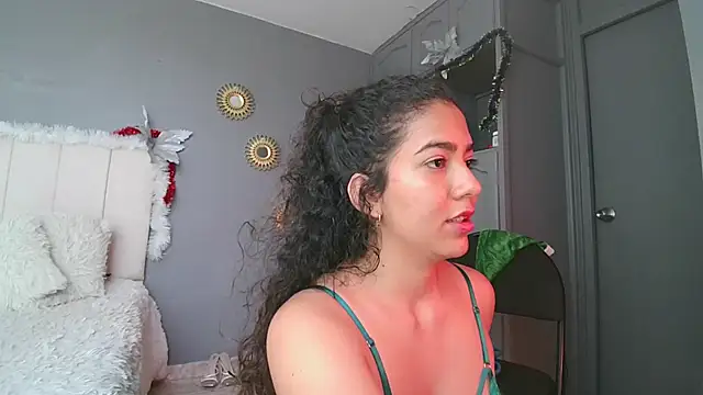 Snapshot of arteverena chatting on 12-29-24, 11:08 arteverena online show from 12-29-24, 11:08