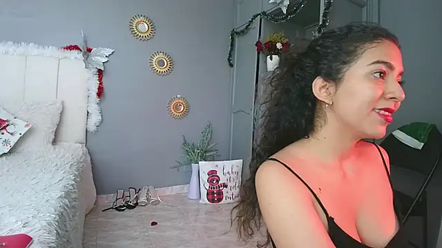 Snapshot of arteverena chatting on 12-31-24, 03:20 arteverena online show from 12-31-24, 03:20