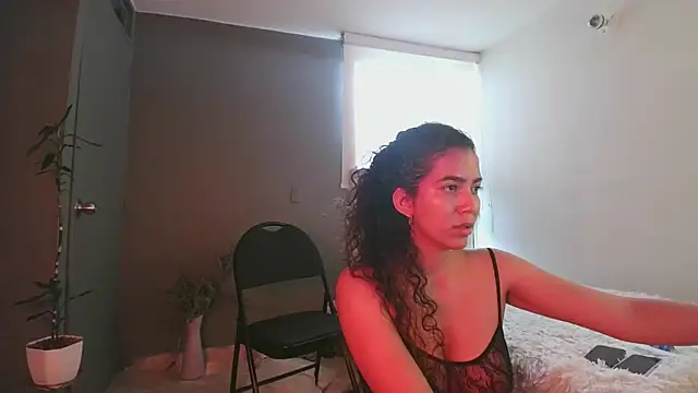 Snapshot of arteverena chatting on 01-24-25, 09:15 arteverena online show from 01-24-25, 09:15