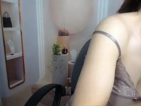 Love bug15 online show from 09-14-25, 07:40