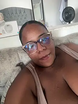 Snapshot of bbw_charlote chatting on 06-02-26, 03:58 bbw charlote online show from 06-02-26, 03:58