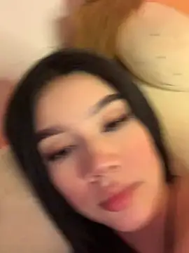 Snapshot of Ambar_R0SSE chatting on 01-25-25, 07:06 Ambar R0SSE online show from 01-25-25, 07:06