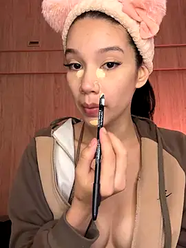 Snapshot of Ambar_R0SSE chatting on 10-02-25, 01:01 Ambar R0SSE online show from 10-02-25, 01:01