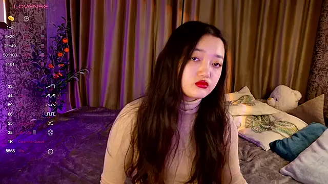 FreyaRaya online show from 11-27-25, 03:30