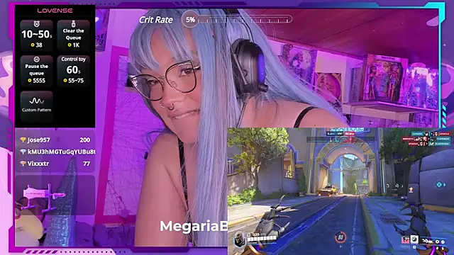 Snapshot of MegariaB chatting on 01-27-25, 07:14 MegariaB online show from 01-27-25, 07:14