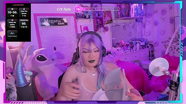 Snapshot of MegariaB chatting on 02-22-25, 04:51 MegariaB online show from 02-22-25, 04:51