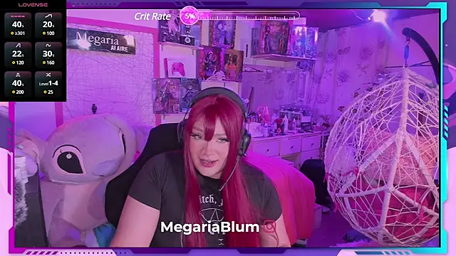 Snapshot of MegariaB chatting on 03-17-25, 04:40 MegariaB online show from 03-17-25, 04:40