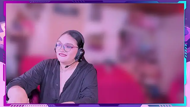 Snapshot of MegariaB chatting on 05-07-26, 04:40 MegariaB online show from 05-07-26, 04:40