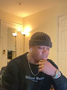 Snapshot of onlyonebbcking chatting on 12-29-24, 02:06 onlyonebbcking online show from 12-29-24, 02:06