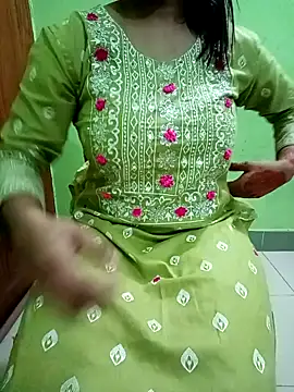 Snapshot of Dayna-36 chatting on 12-24-24, 09:55 Dayna-36 online show from 12-24-24, 09:55