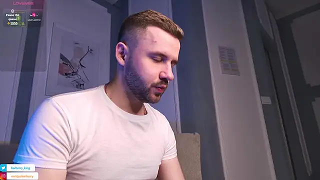 EnriqueBarberry online show from 03-01-25, 06:24