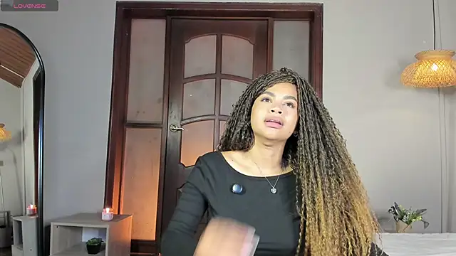 nayah   online show from 03-09-26, 07:51