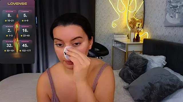 YourSweetDream  online show from 01-14-25, 08:20