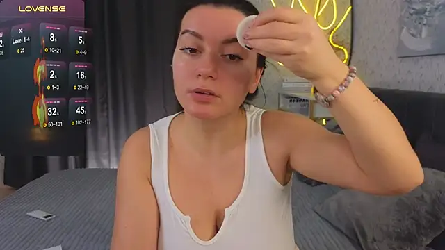 YourSweetDream  online show from 03-09-25, 07:45