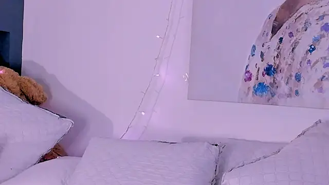 rosemonrooe online show from 02-18-25, 09:09