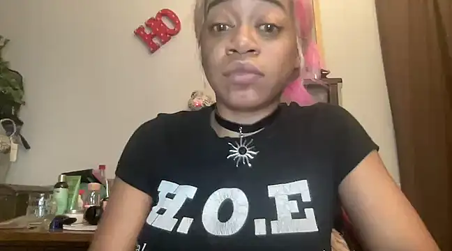 MommyConfident online show from 03-23-25, 12:47